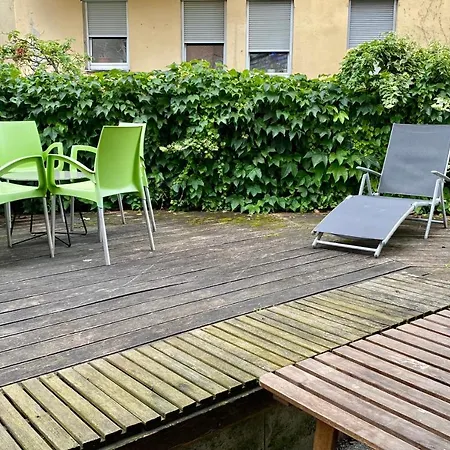 Exklusiv Moeblierte In Besten Lage